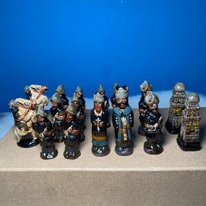 Handcrafted Chess Set  (16 pcs)